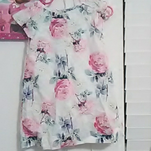 Dress - Picture 2 of 4